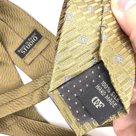 Daniel De Fasson- Men's Tie - Green Gold& Blue Foulard Geometric Design 58" Long - Picture 3 of 5